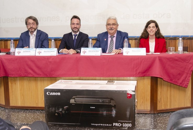 La ganadora es Mélany Jiménez Cuesta, alumna de Formación Profesional de Artes Gráficas del Politécnico Salesianos de Pamplona.