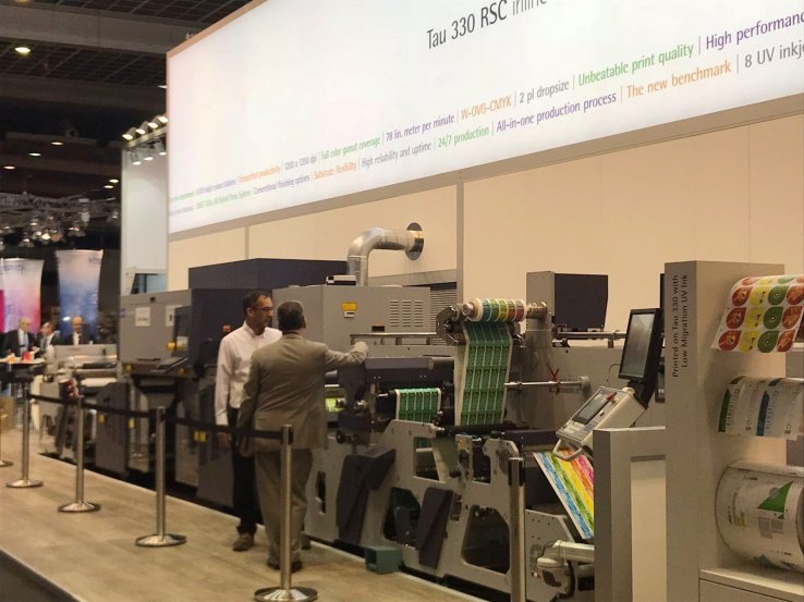 La nueva Tau 330 RSC fue la gran protagonista del stand de Durst en Labelexpo.