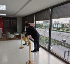 La inauguración de las oficinas tuvo lugar el pasado 15 de junio, coincidiendo con la celebración de Propak Asia.