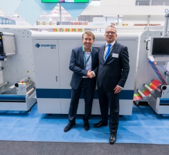 Joaquim Pérez, Director General de Autajon (Sinel), con Pedro Marta, Domino Digital Printing Sales Manager Iberia, en Labelexpo 2017.