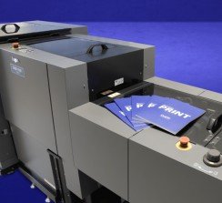 DBM-700 de Duplo, nuevo confeccionador de revistas y folletos, será uno de los equipos destacados en la feria. 