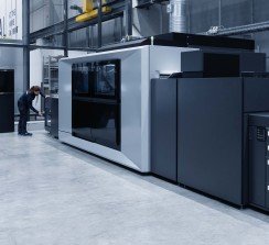 HEIDELBERG presentará por primera vez la Jetfire 50 con el diseño de HEIDELBERG, como un componente clave de un ecosistema digital integral.