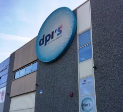 En su sede de 2000 m2 en Cardedeu (Barcelona), DPI's dispone de un gran stock de producto.