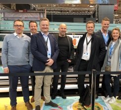 HECHT y Fujifilm cerraron el acuerdo en la reciente FESPA Munich 2019.