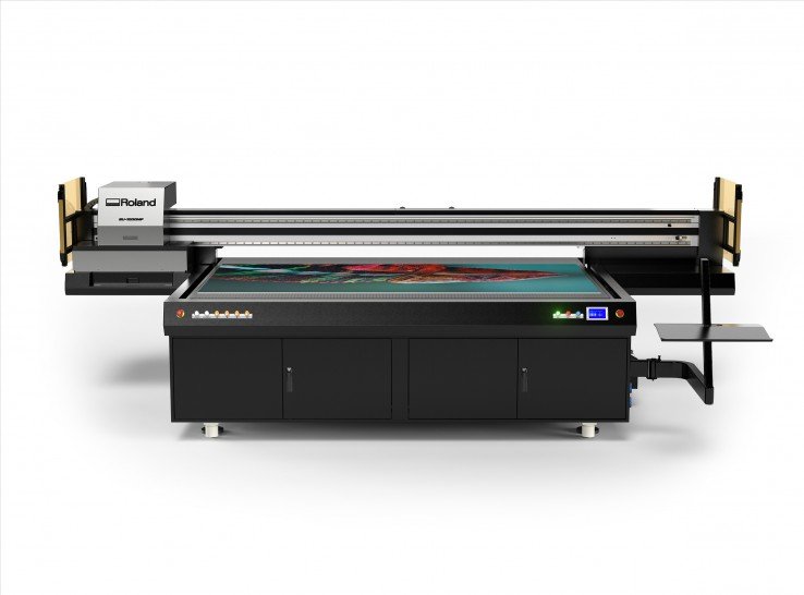 VersaOBJECT EU-1000MF, impresora UV de mesa plana de gran formato.