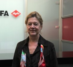 Reinhilde Alaert, responsable de toda la línea de productos inkjet de alta producción de Agfa Graphics, en la sede de Barcelona.