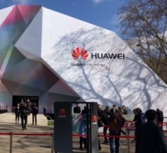 Además de por sus novedades tecnológicas, Huawei destacó en el MWC 2017 con esta impresionante puesta en escena.