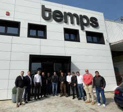 Miembros de Germany, S.A, Hargraf y Heidelberg durante su visita a las instalaciones de Temps Impresores.