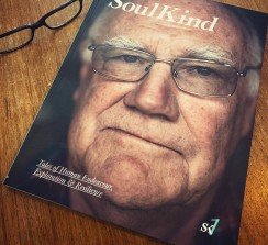 SoulKind rinde homenaje al esfuerzo, la búsqueda y la resiliencia del ser humano.