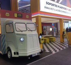 El foodtruck y el mítico café de la red de carreteras de EE.UU., en C!Print Madrid.